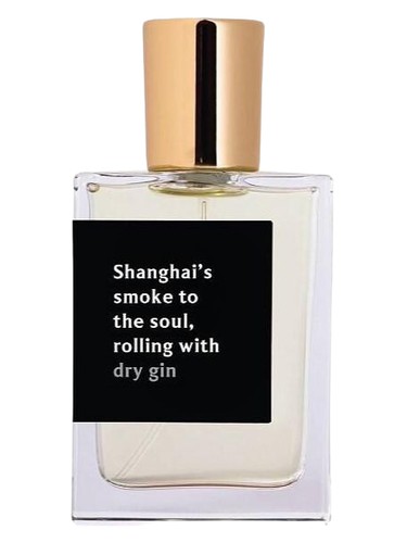 Frasco de Shanghai's smoke to the soul, rolling with DRY GIN — Proad