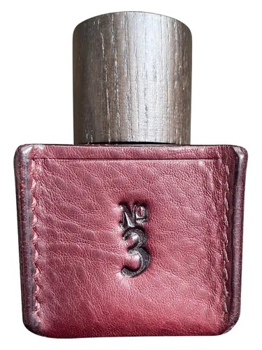 Frasco de EO No 3, de Ensar Oud