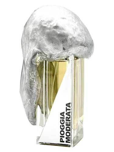 Frasco de Pioggia Moderata Extrait de Parfum, de Filippo Sorcinelli