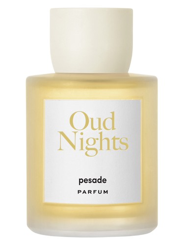 Frasco de Oud Nights, de Pesade