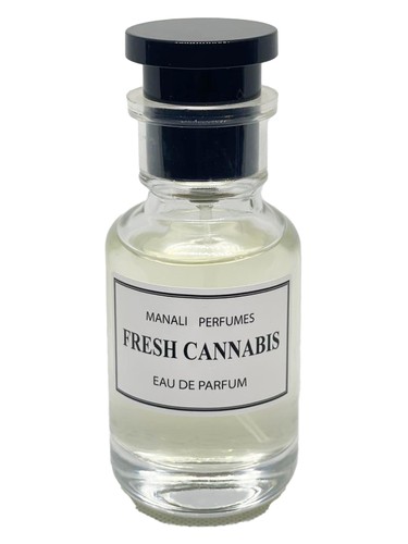 Frasco de Fresh Cannabis, de Manali Perfumes