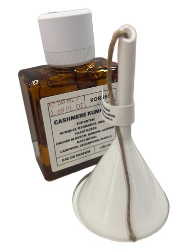 Frasco de Cashmere Kumquat Eau de Parfum, de Korres
