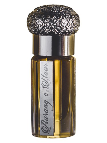 Frasco de Aurang e Noor, de Gaia Parfums
