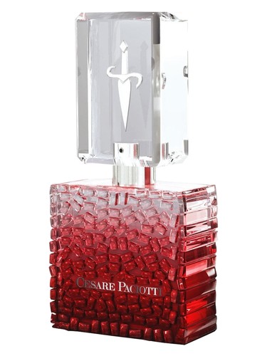 Frasco de Cesare Paciotti For Her, de Cesare Paciotti