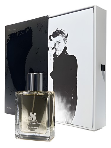 Frasco de Six Scents Series Three 4 Rad Hourani: Ascent — Six Scents