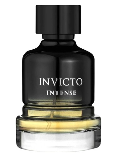 Frasco de Invicto Intense, de Fragrance World