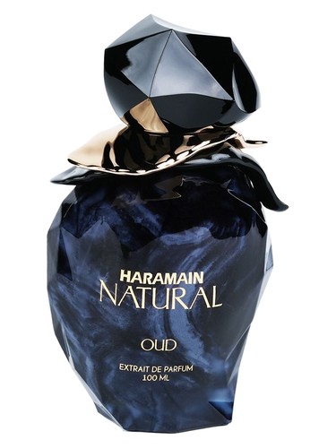 Frasco de Natural Oud, de Al Haramain Perfumes