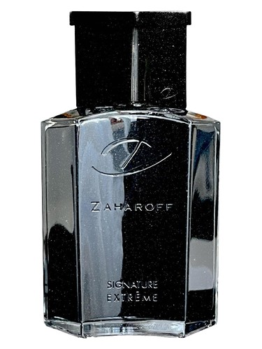 Frasco de Signature Extrême Parfum Extrait, de Zaharoff