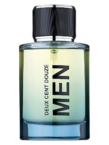Frasco de Deux Cent Douze Men, de Fragrance World