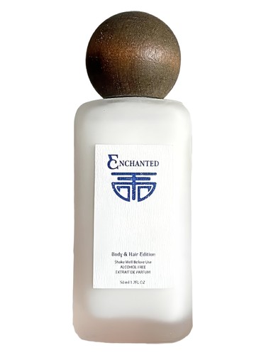 Frasco de Musky Body & Hair Mist, de Enchanted Alchemy