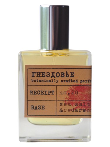 Frasco de No.28 Biarritz, de Gnezdovje Parfumerie