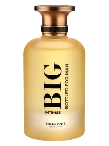 Frasco de Big Bottled Intense, de Milestone Perfumes