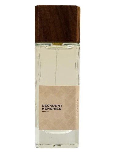 Frasco de Decadent Memories, de Perfumology
