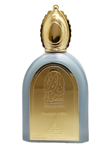 Frasco de Tranquil Night Musk Collection, de PARIS CORNER
