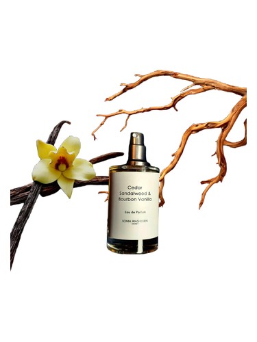 Frasco de Cedar Sandalwood & Bourbon Vanilla, de Sonia Washburn