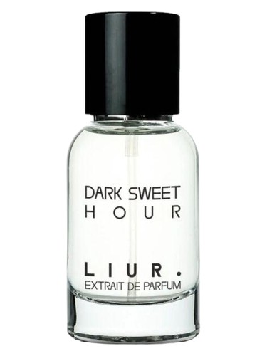 Frasco de Dark Sweet Hour, de Liur