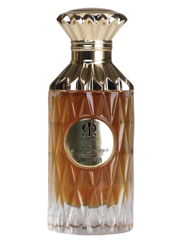 Frasco de Oud Embrace, de Makkah Perfumes