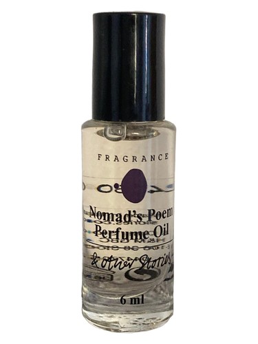 Frasco de Nomad's Poem Perfume Oil, de And Other Stories