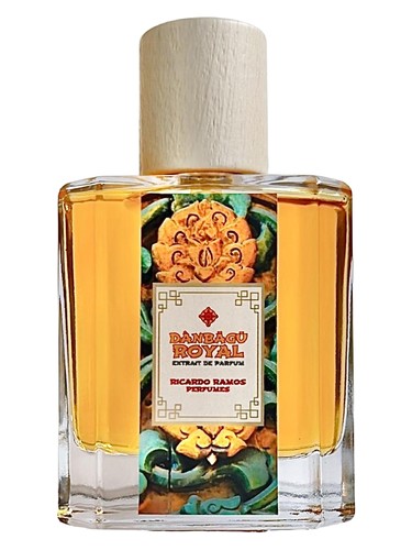 Frasco de Dànbāgū Royal — Ricardo Ramos Perfumes de Autor