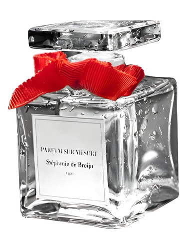 Frasco de Le Pret-a-Parfumer Yang: Green Floral, de Stéphanie de Bruijn - Parfum sur Mesure