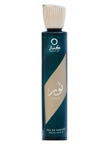 Frasco de Noor, de KÉNAZ Perfumes
