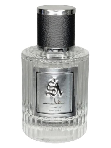 Frasco de Like Water, de Sarmador Fragrances