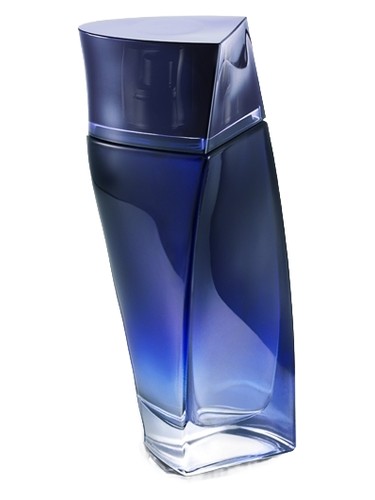 Frasco de Intense Embrace Him Eau de Toilette, de Oriflame