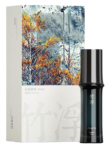 Frasco de Raw 日暮森林, de Zhufu 竹浮