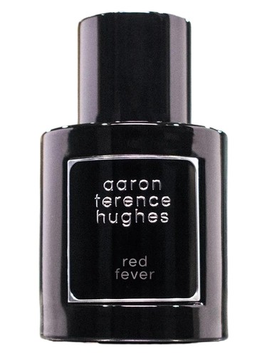 Frasco de Red Fever, de Aaron Terence Hughes