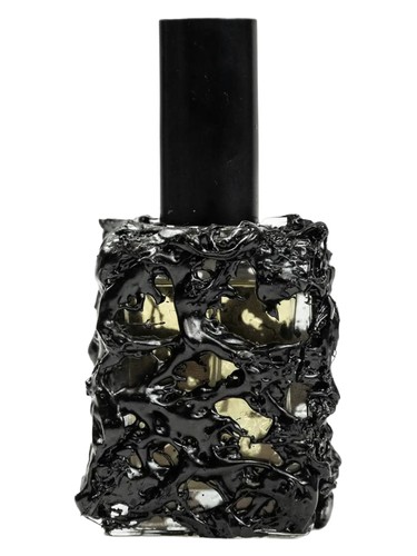 Frasco de Dead Leaves Eau de Parfum, de Paradoxe Paris
