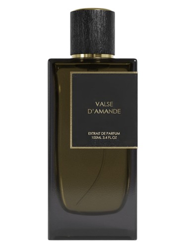 Frasco de Valse d’Amande, de Atypique Parfums