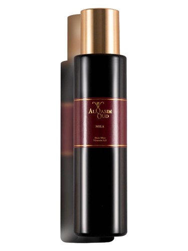 Frasco de MILA Burgundy Hair Mist, de Al Qasim Oud