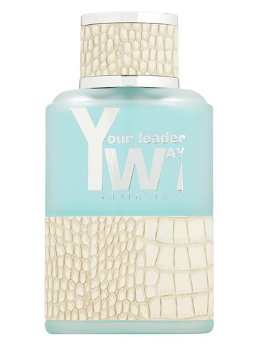 Frasco de Your Leader Way. Invincible, de Parli Parfum