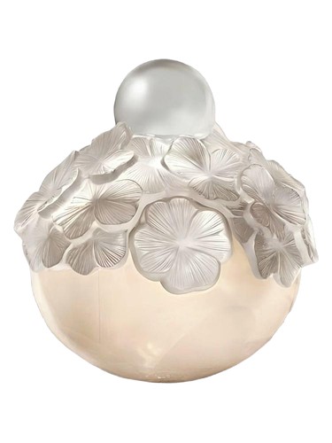 Frasco de Fortune Leaves Crystal Edition, de Mikimoto