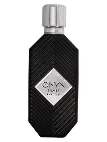 Frasco de Onyx Silver, de Khadlaj Perfumes