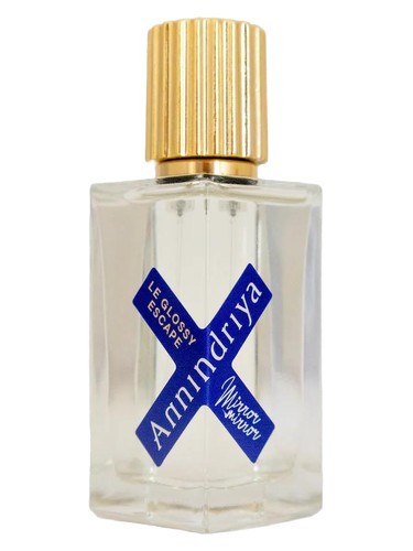 Frasco de Le Glossy Escape, de Annindriya