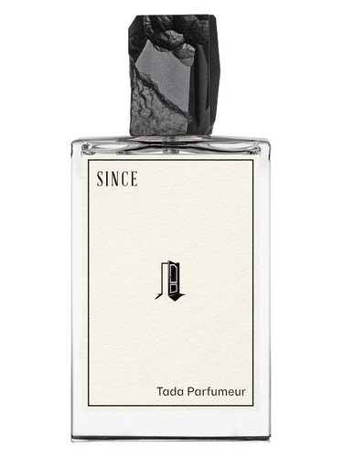 Frasco de Since, de Tada Parfumeur