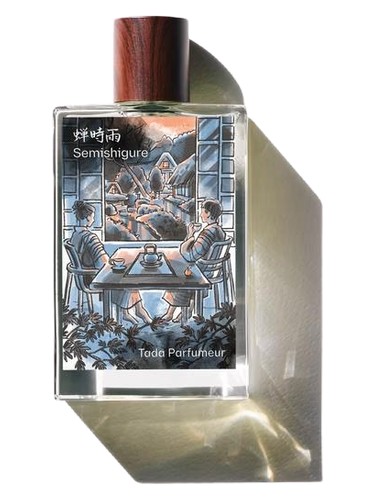 Frasco de Semishigure, de Tada Parfumeur