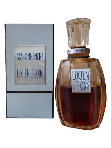 Frasco de Passionnément, de Lucien Lelong
