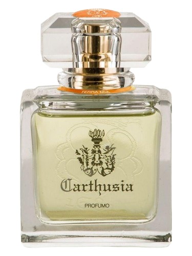 Frasco de Terra Mia Profumo, de Carthusia