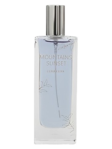 Frasco de Mountains Sunset, de Lonkoom Parfum