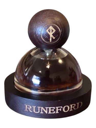 Frasco de Rose & Smoke — Runeford