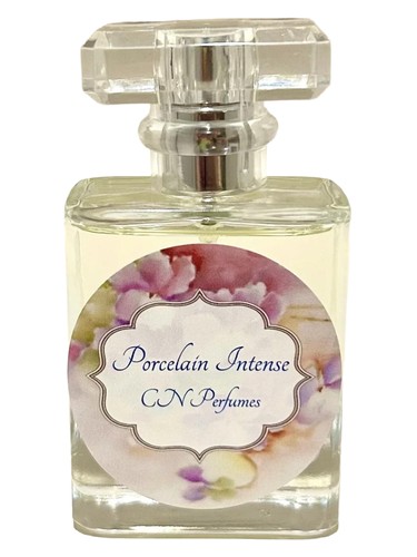 Frasco de Porcelain Intense, de CN Perfumes