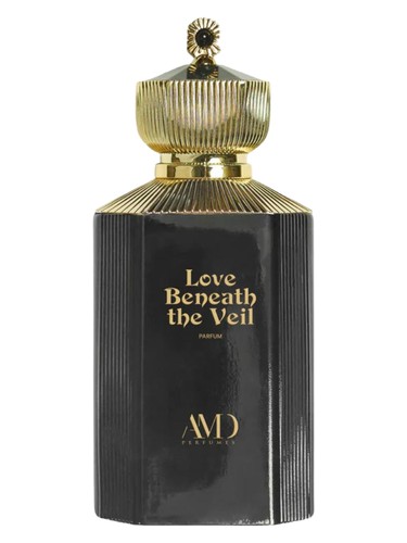Frasco de Love Beneath the Veil, de AMD Perfumes