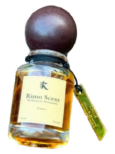 Frasco de Oud Bukhuri, de RIMO SCENT