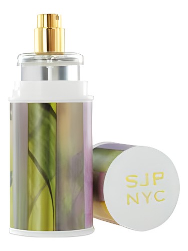 Frasco de SJP NYC Pure Crush, de Sarah Jessica Parker