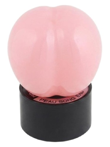 Frasco de Peau Song Eau de Ambroxide, de Scentseum