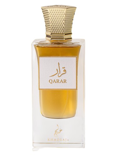 Frasco de Qarar, de Khadlaj Perfumes