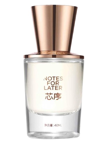 Frasco de Magnolia Shadow, de Notes for Later