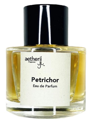 Frasco de Petrichor, de Aetherii Fragrance